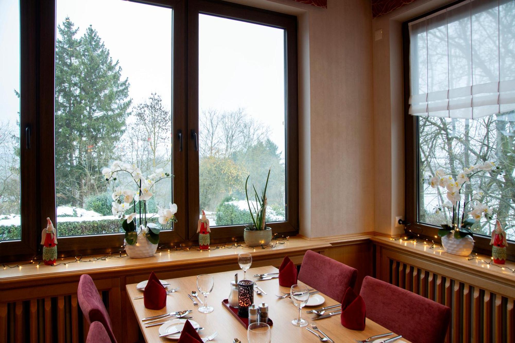 Haus Hubertus Hotel Winterspelt Luaran gambar