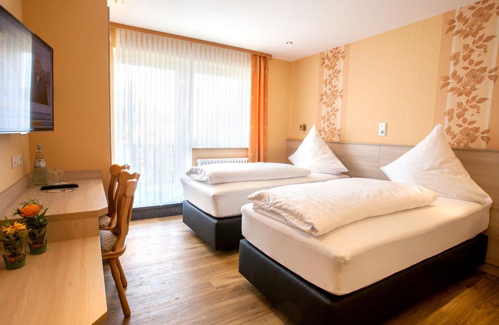 Haus Hubertus Hotel Winterspelt Luaran gambar