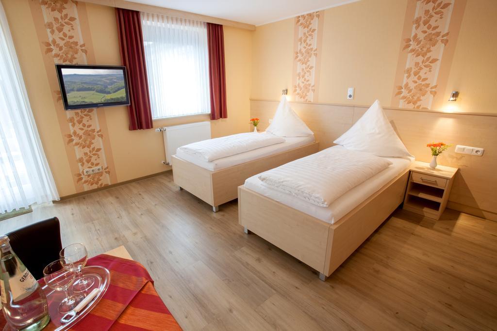 Haus Hubertus Hotel Winterspelt Luaran gambar